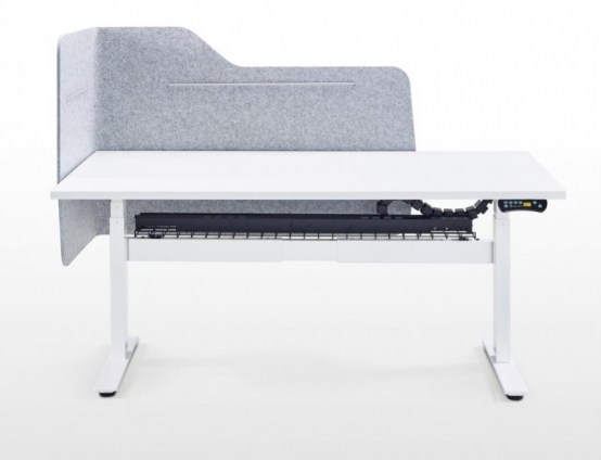 Elevation_electric_height_adjustable_straight_desk_with_PET_screen