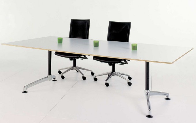 i.am 2 leg table